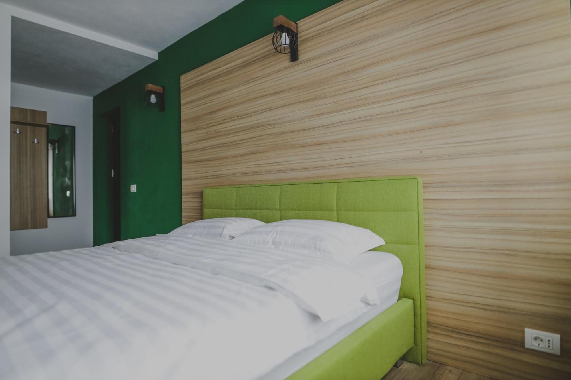 Altitude Guest House رانسا الغرفة الصورة
