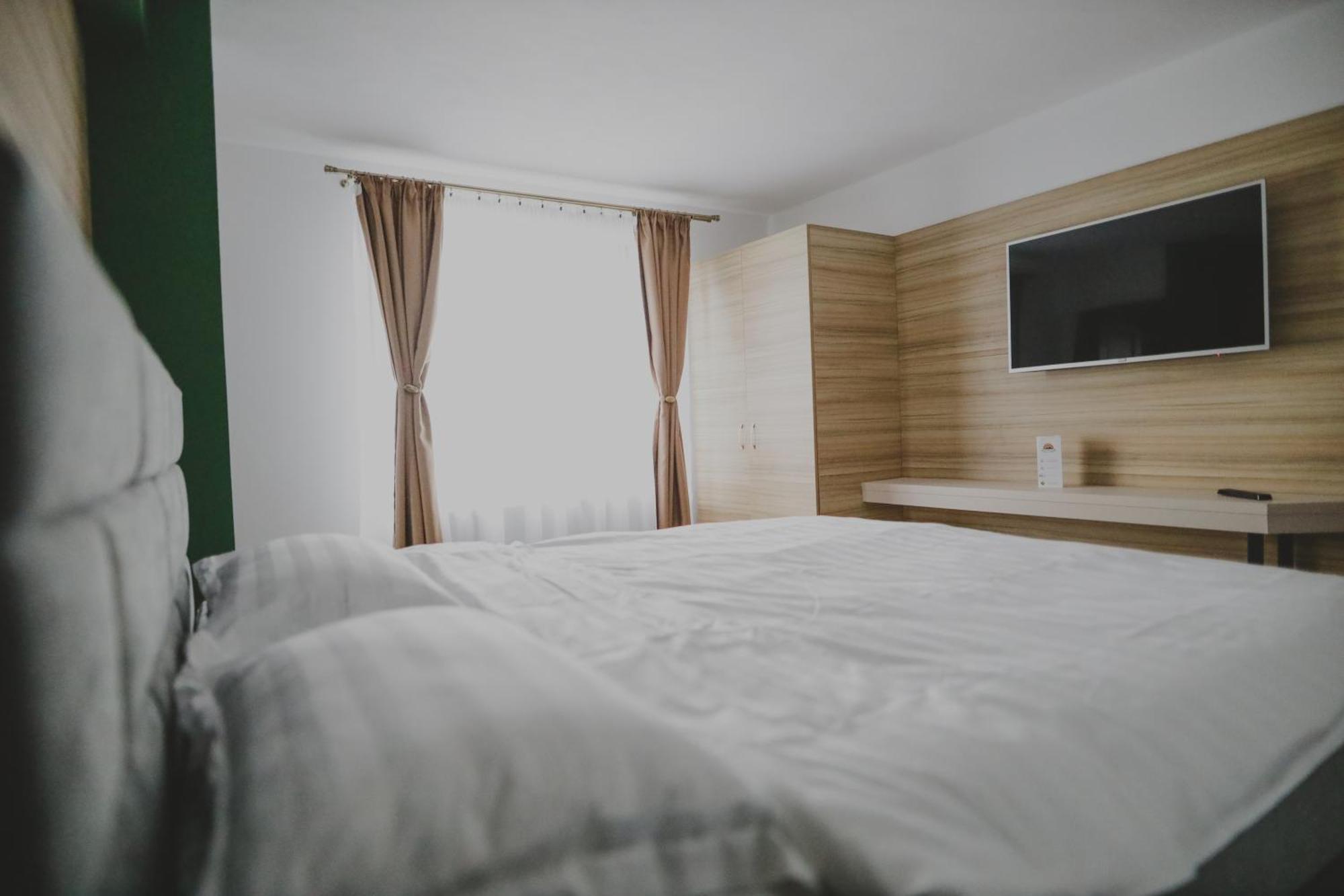 Altitude Guest House رانسا الغرفة الصورة